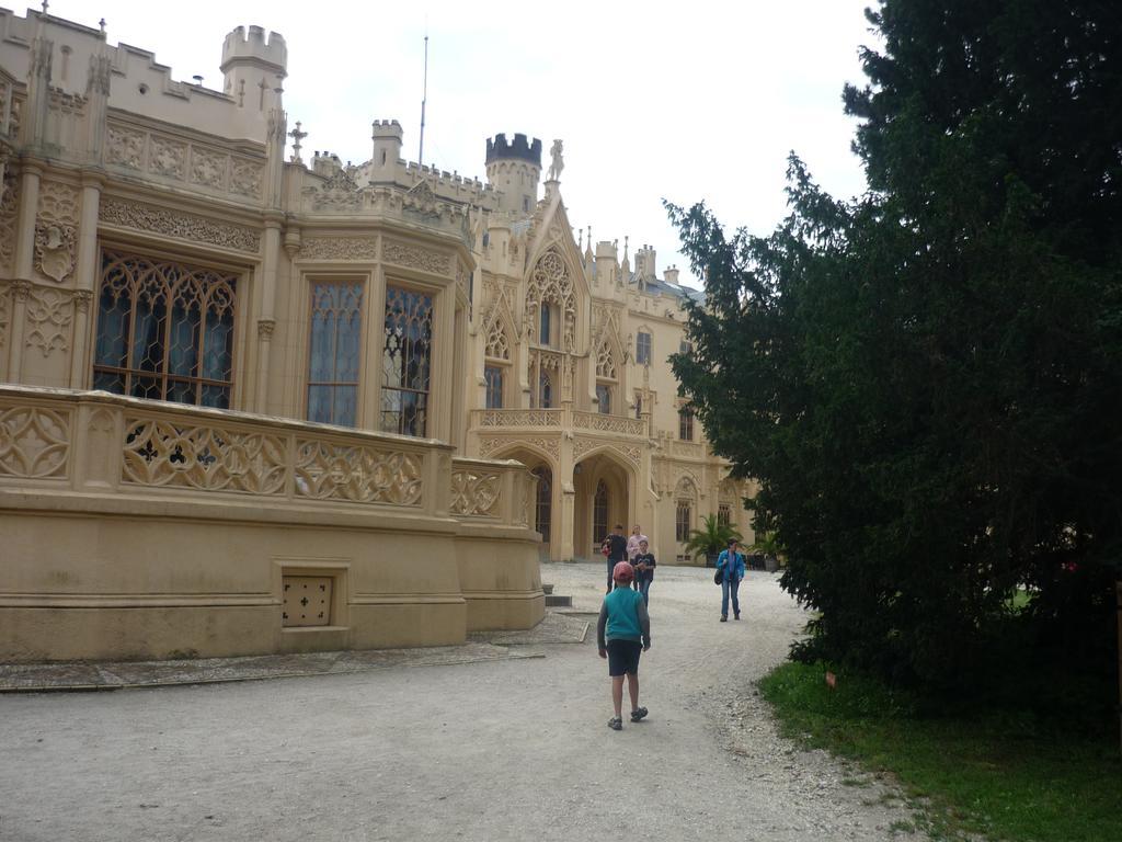 Ubytovani Nad Sklipkem Valtice Buitenkant foto